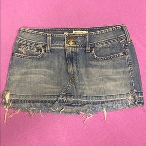 Abercrombie and Fitch Denim Skirt Size:2